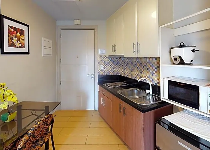 Favila Condotel Unit 3* مانيلا