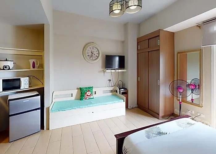 Favila Condotel Unit 3*