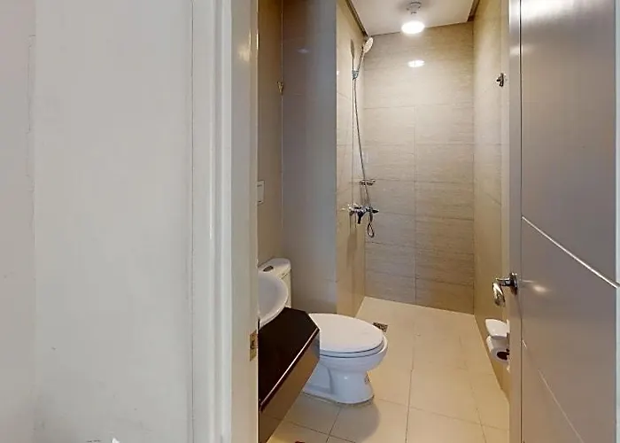 Favila Condotel Unit فندق